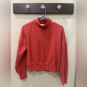 Turtleneck crop sweatshirt